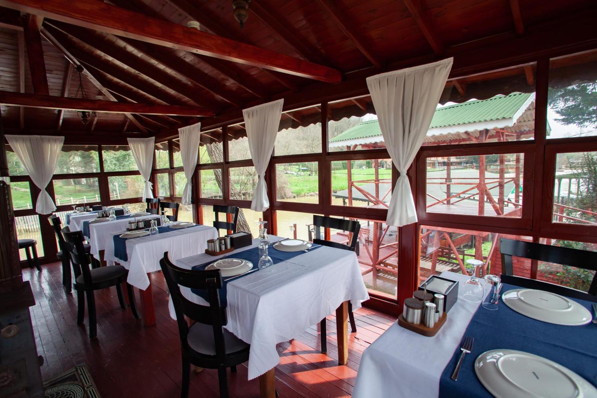 Tias Shelale Otel Ağva Buitenkant foto
